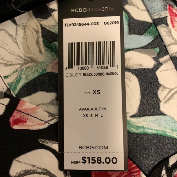 one piece romper. Perfect for summer! - Picture 4 of 5